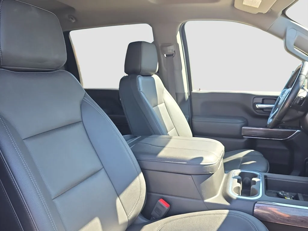 Used 2023 Silver Chevrolet LTZ image 20