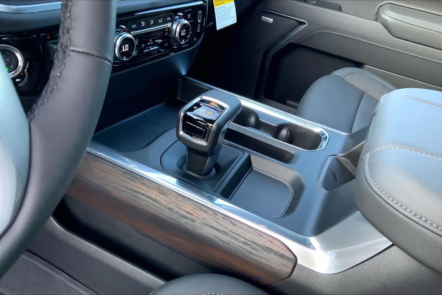 New 2026 Sterling Metallic GMC SLT image 5