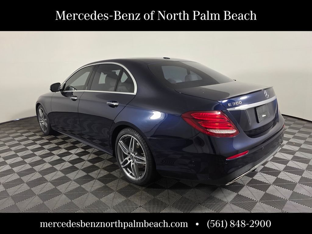 Used 2018 Blue Mercedes-Benz E 300 image 4