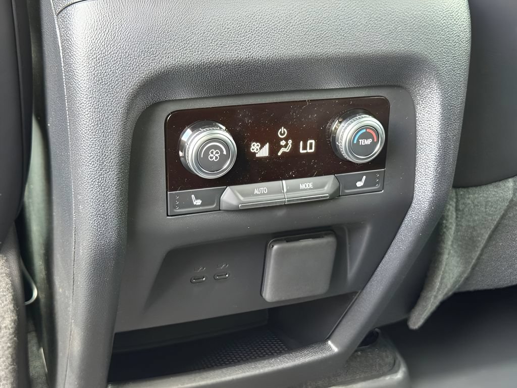 2026 GMC Acadia Elevation - Photo 16