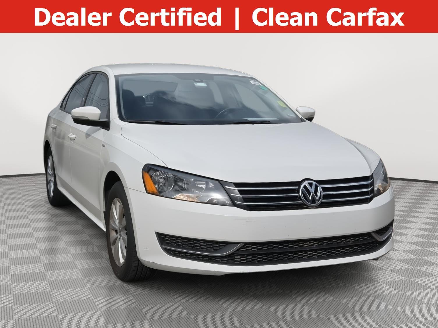 2015 Volkswagen Passat 1.8T Wolfsburg Edition Auto's photo