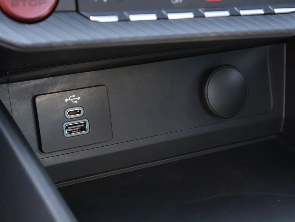 New 2026 Avalanche Gray Ford EcoBoost® Fastback image 33