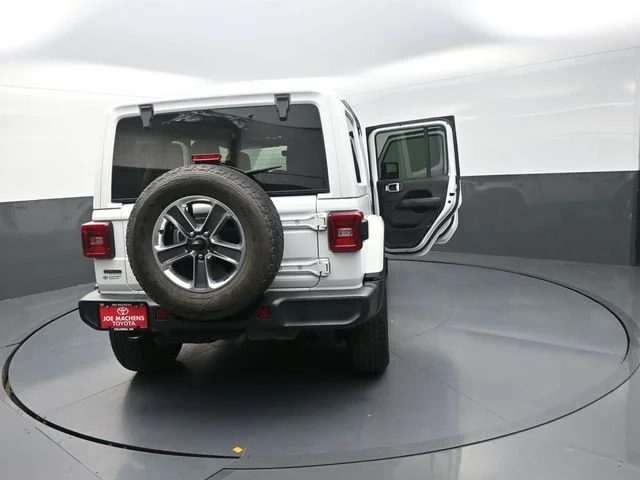 2021 Jeep Wrangler Unlimited Sahara - Photo 35