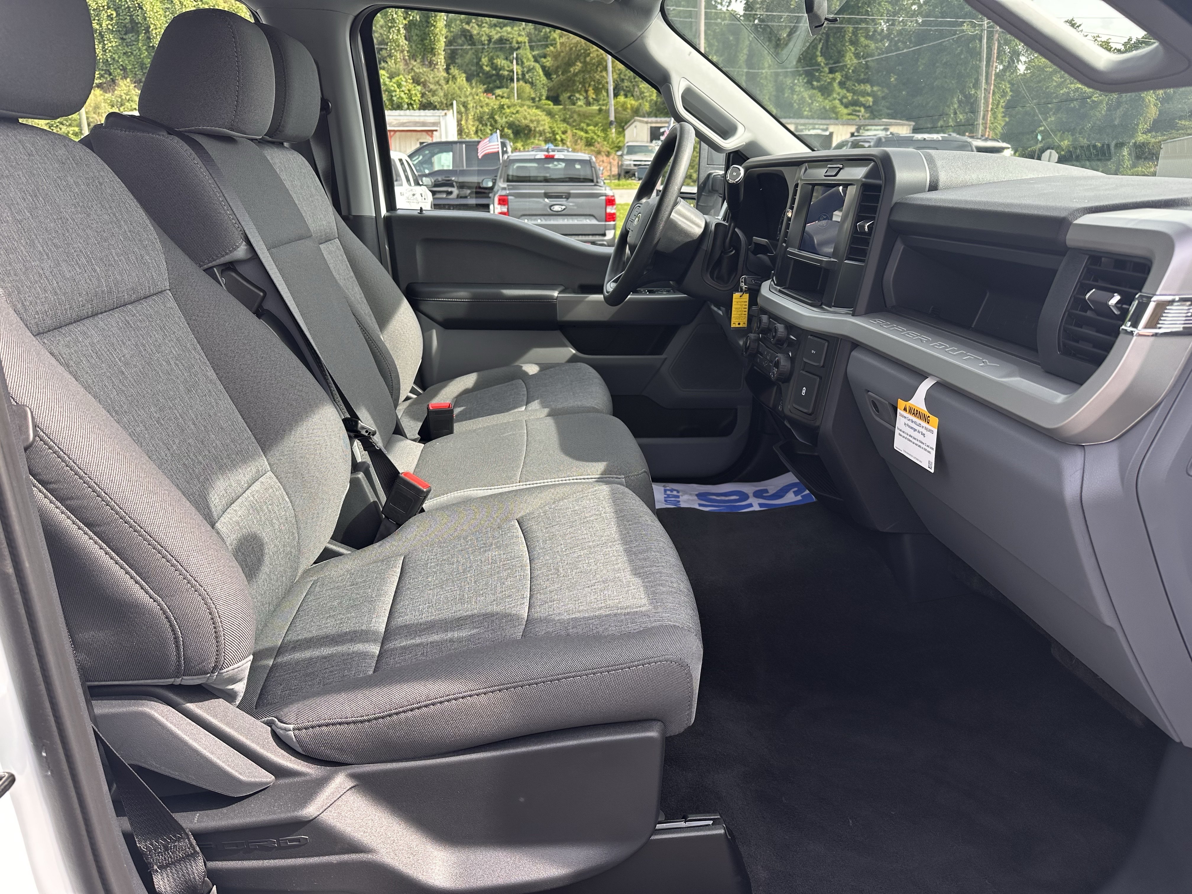 New 2026 Oxford White Ford F-250® XL image 15