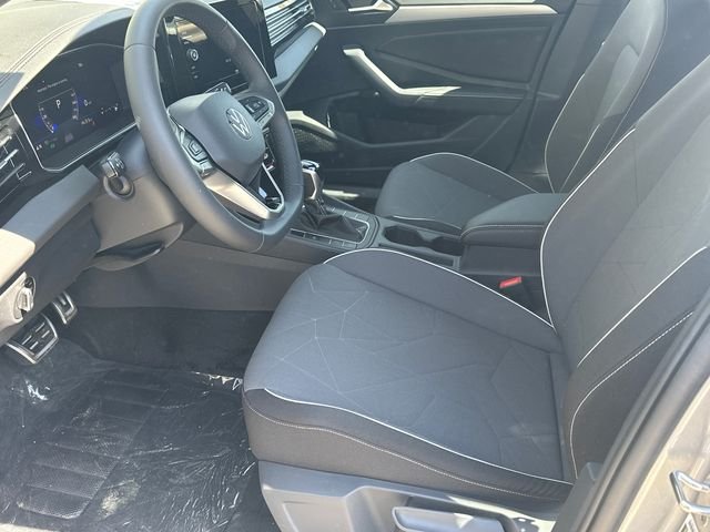 New 2026 Silver Volkswagen 1.5T Sport image 9