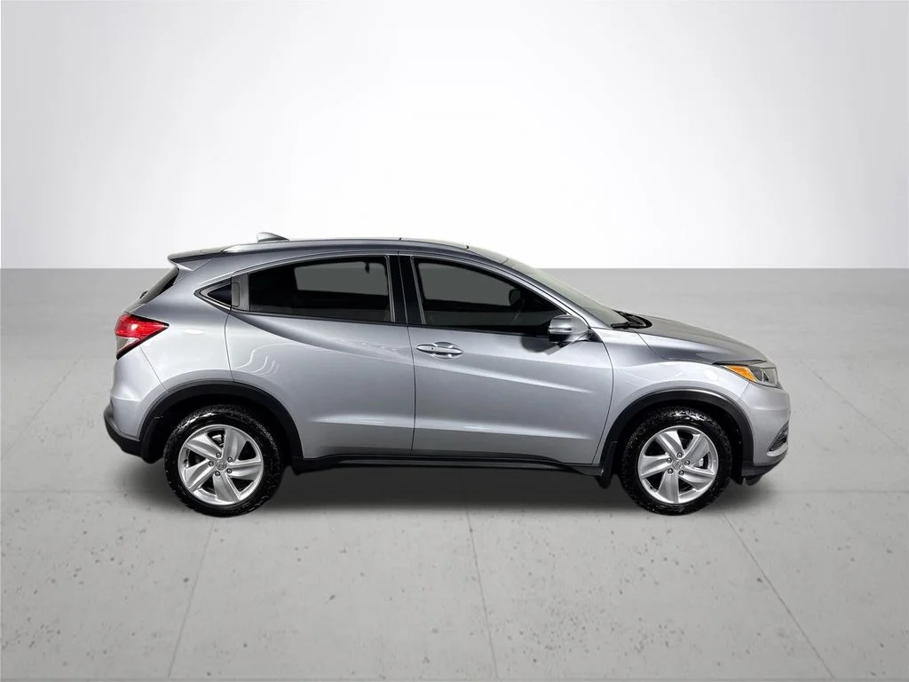 Used 2019 Silver Honda EX image 5