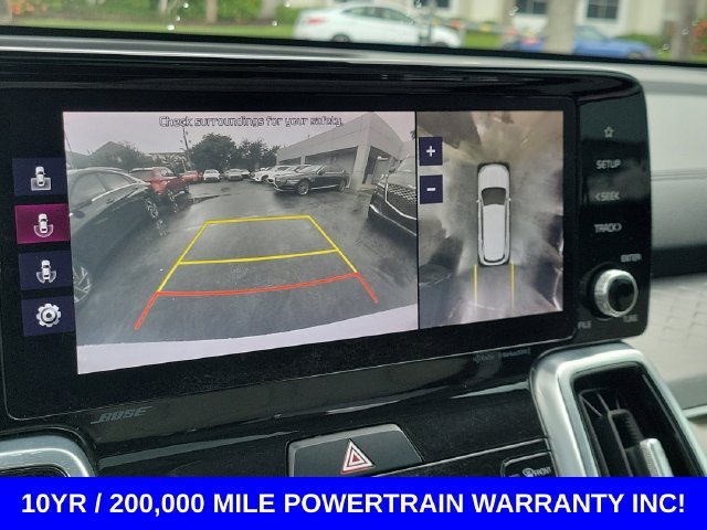 Used 2021 White Kia SX-Prestige image 19