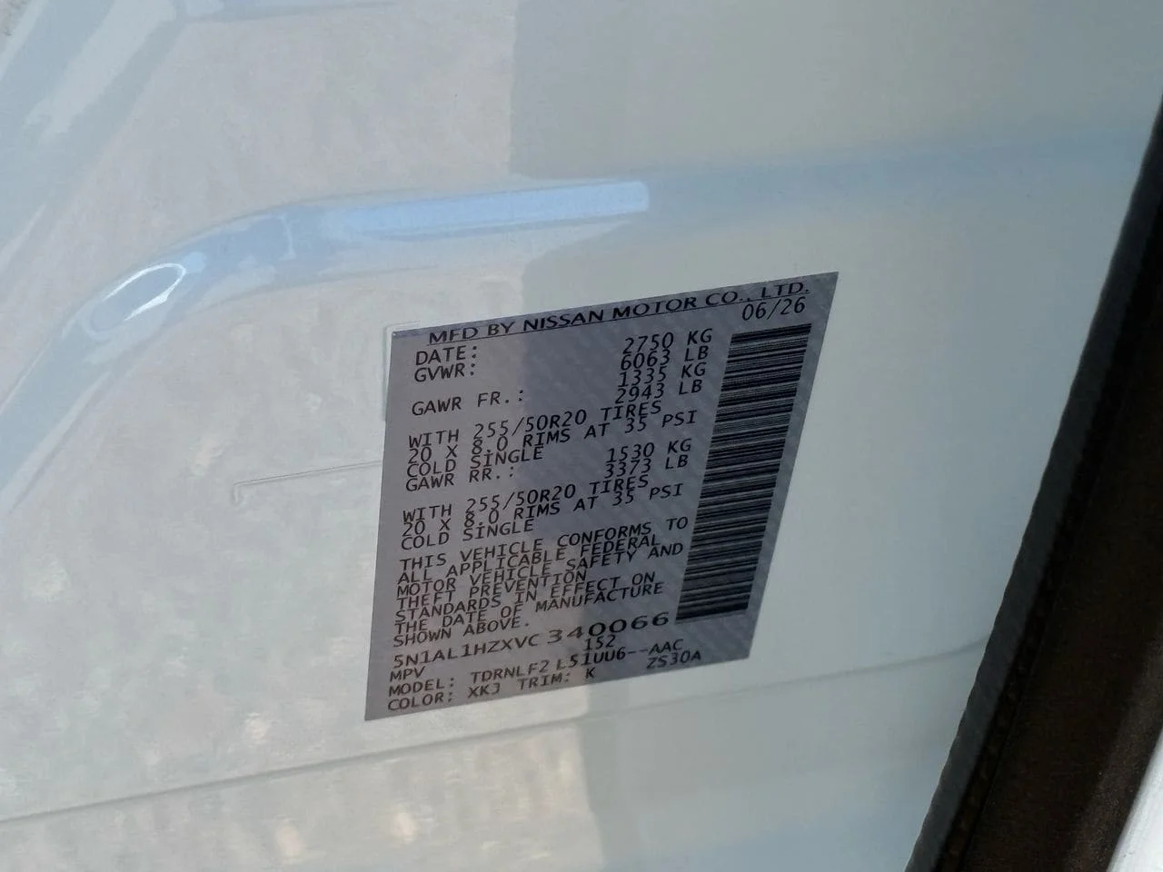 New 2027 2T RAD WHT INFINITI Autograph AWD image 34