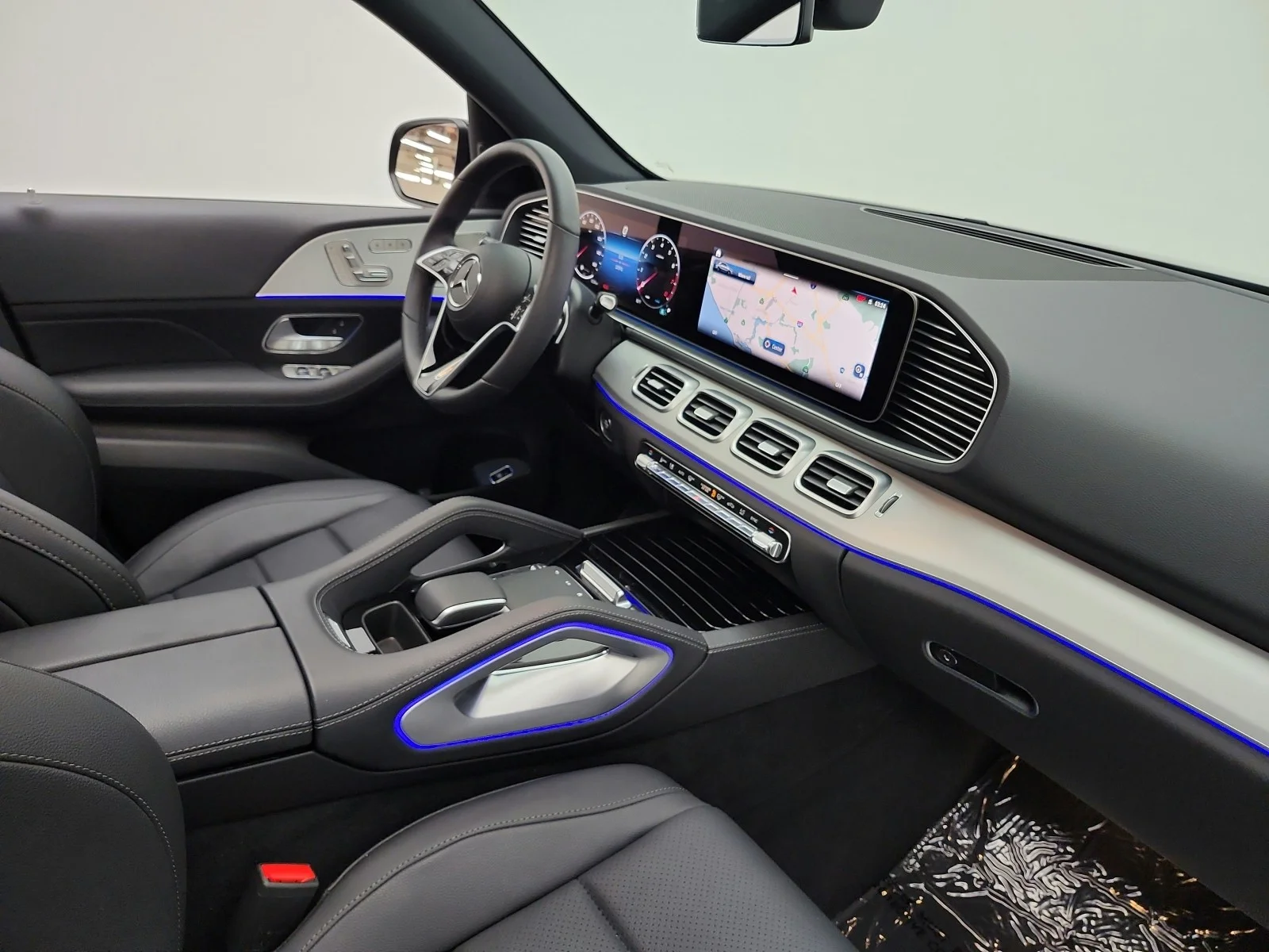 Used 2025 Black Mercedes-Benz GLE 350 SUV image 19