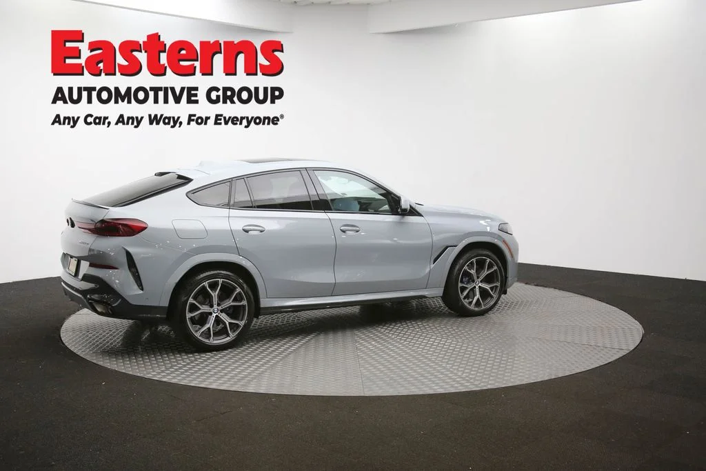 Used 2024 Gray BMW xDrive40i image 45