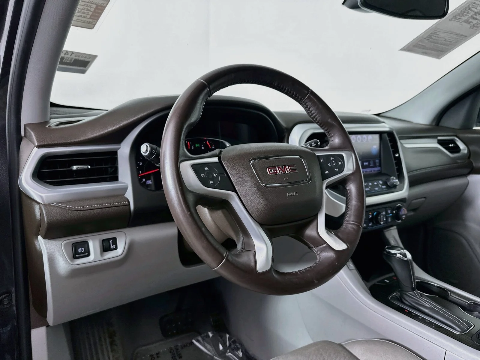 Used 2017 Iridium Metallic GMC SLT-1 image 10