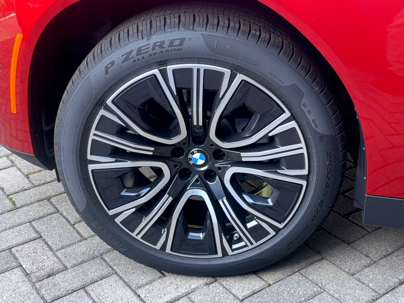 New 2026 Vegas Red Metallic BMW 30 xDrive image 32