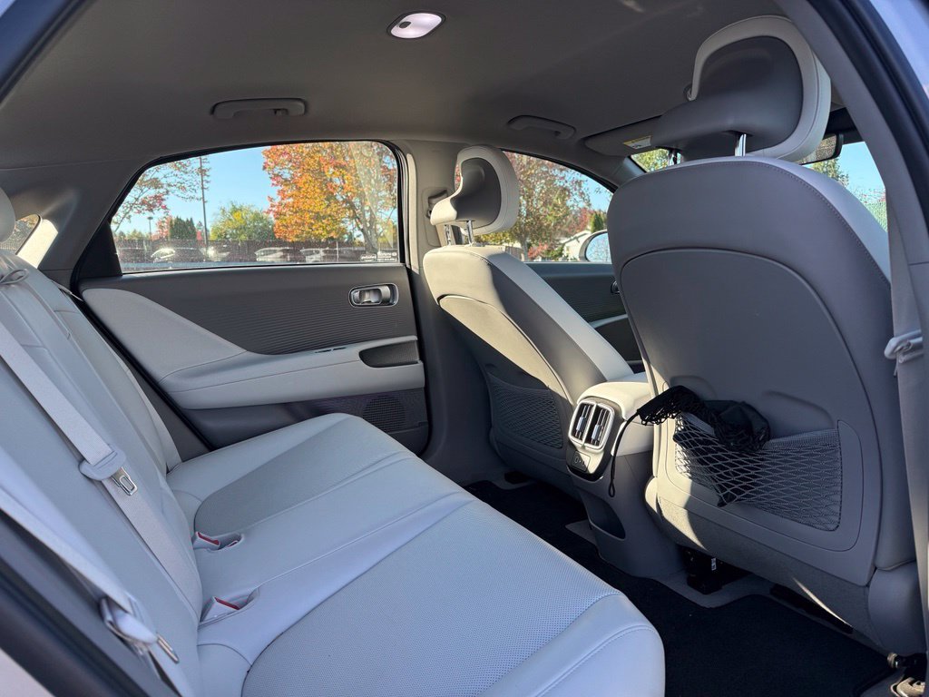 Used 2025 Curated Silver Hyundai SEL image 22