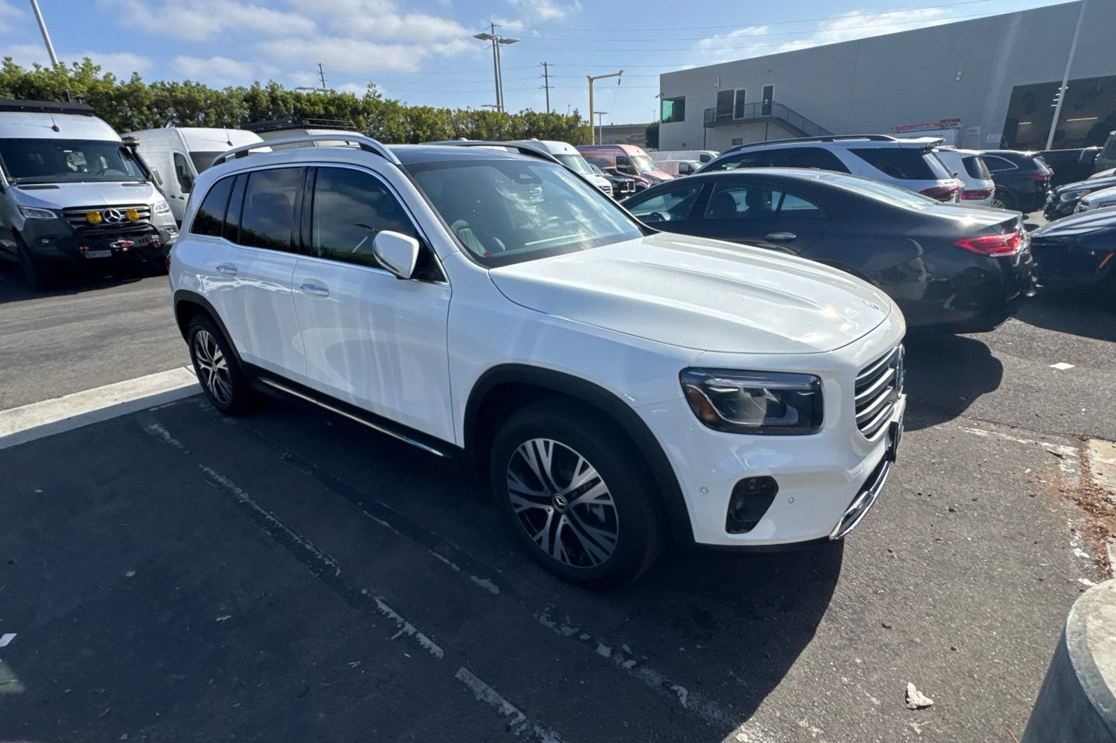 Used 2026 White Mercedes-Benz GLB 250 image 5