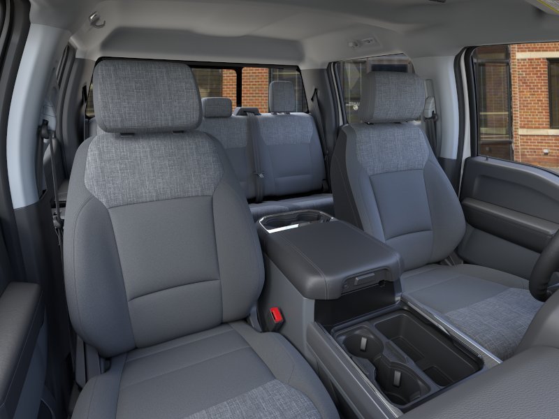 New 2026 Oxford White Ford XLT image 32