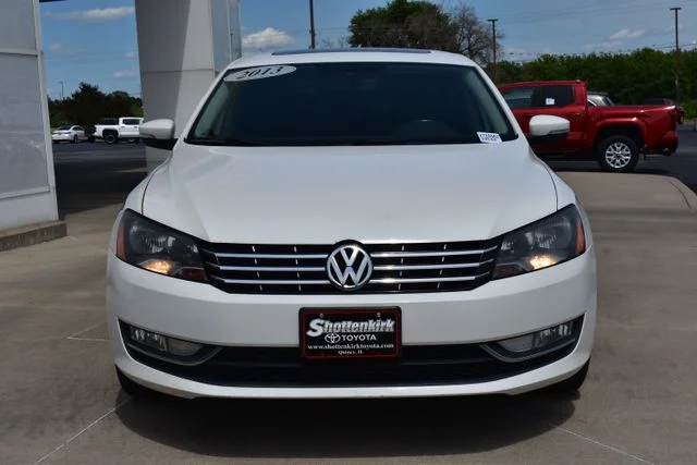 Used 2013 White Volkswagen TDI SEL Premium image 3