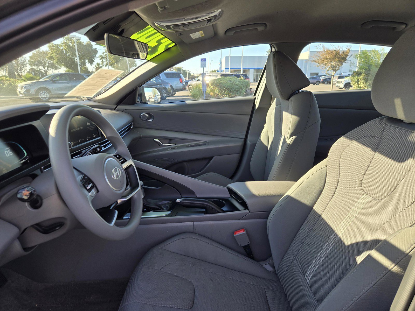 Used 2025 Amazon Gray Hyundai SE image 26