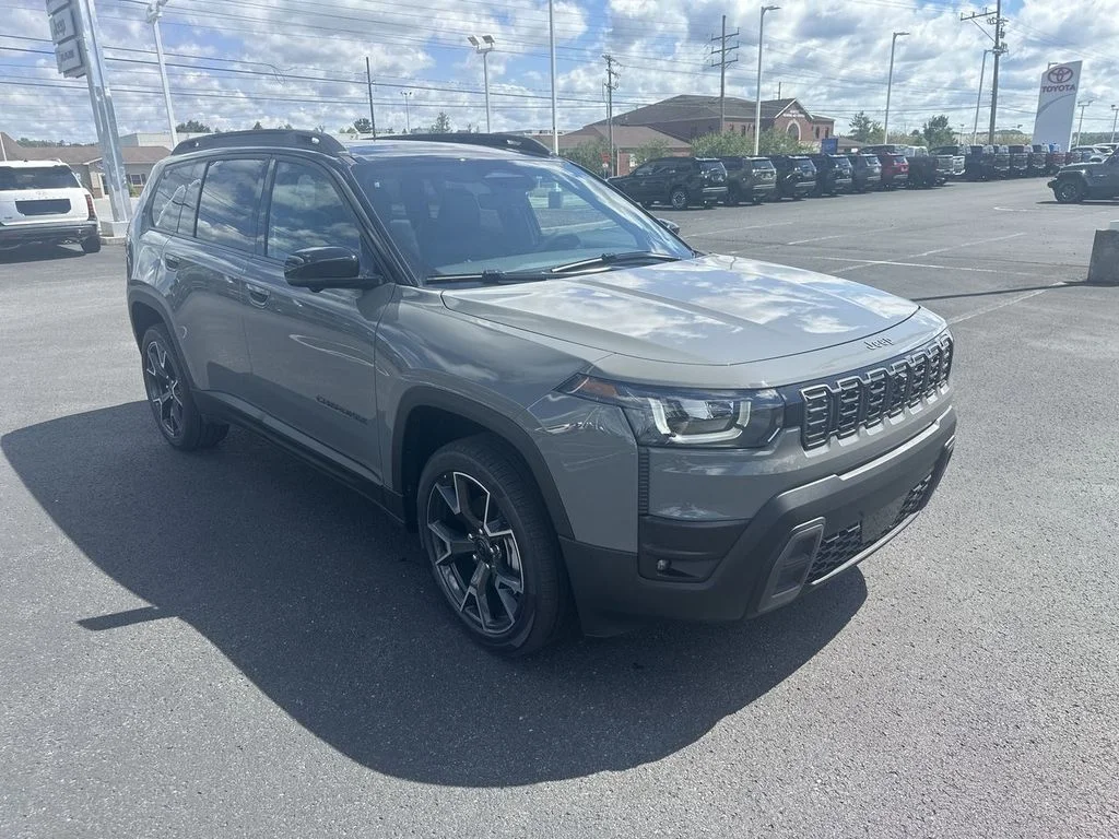 New 2026 Sting-Gray Clear-Coat Exterior Paint Jeep Overland image 2