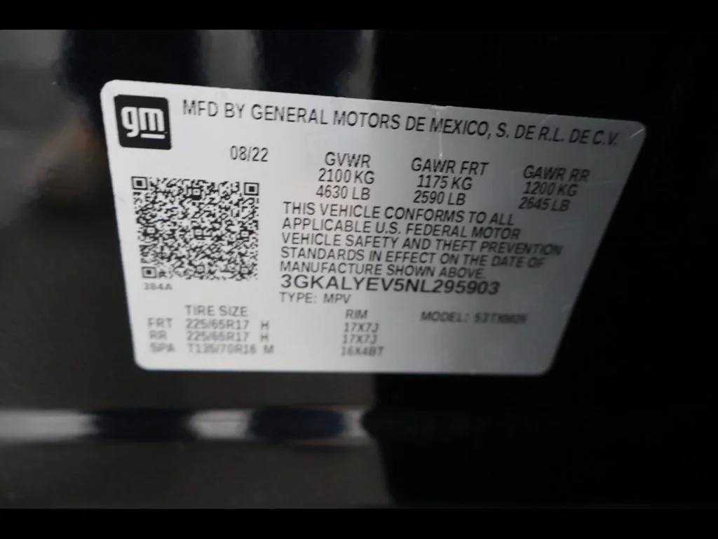 Used 2022 Black GMC AT4 image 33