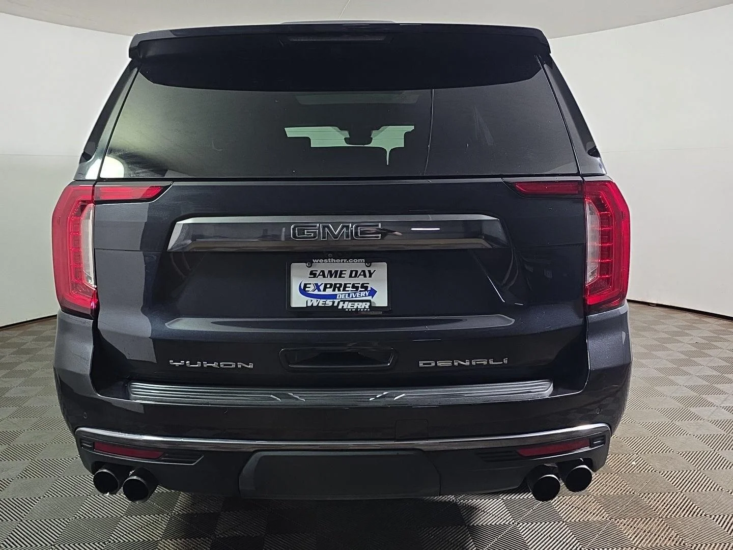 Used 2023 Titanium Rush Metallic GMC Denali Ultimate image 12