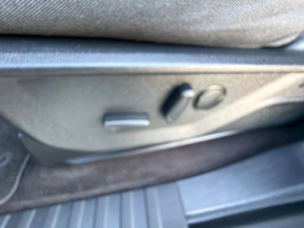 Used 2021 Antimatter Blue Metallic Ford XLT image 16