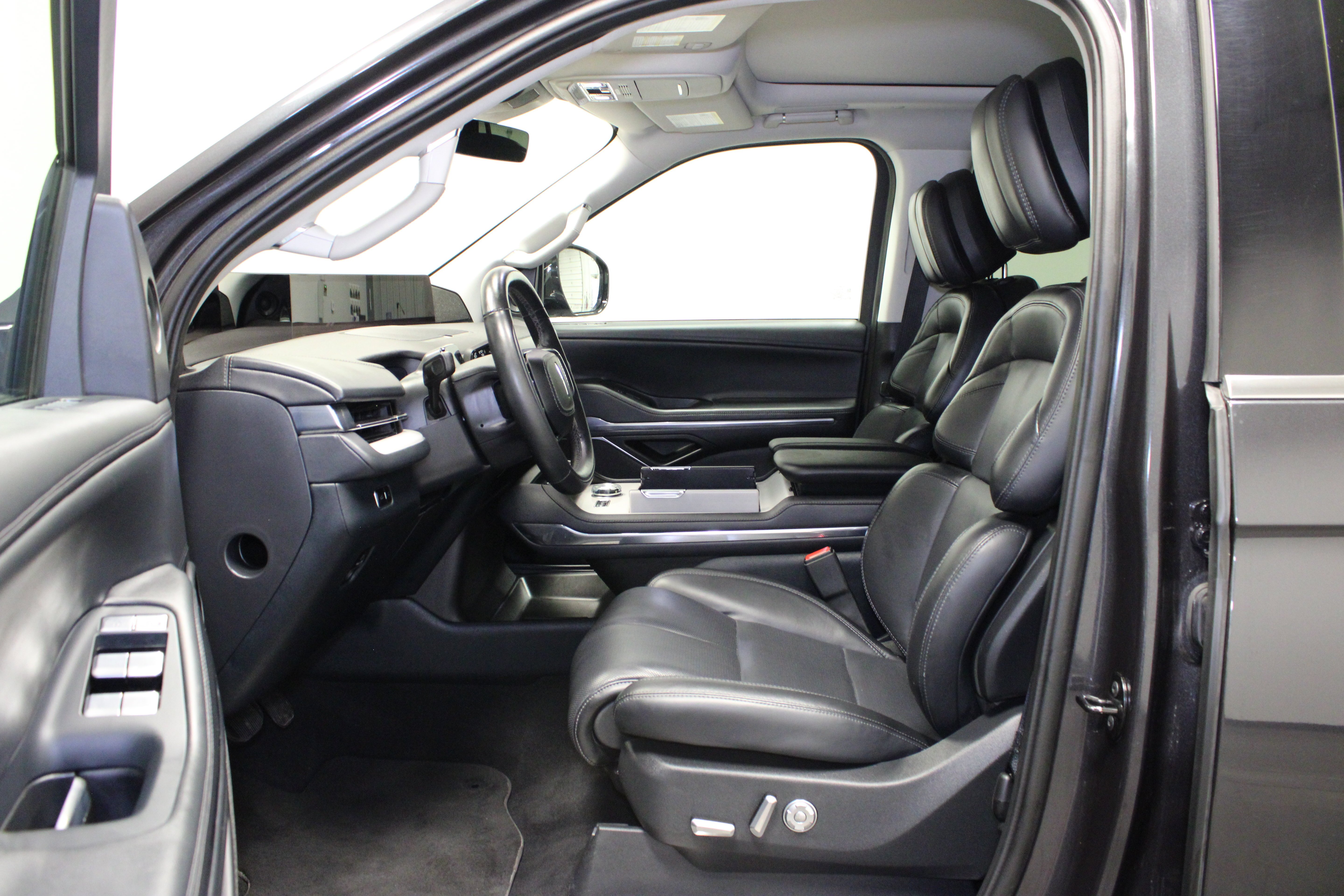 Used 2025 Starlight Lincoln Reserve image 21