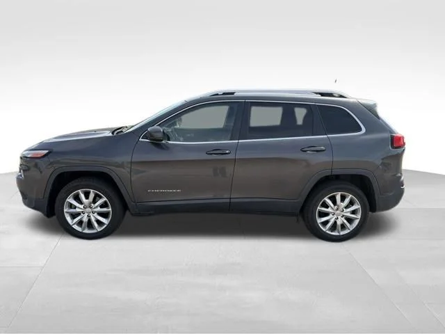 Used 2016 Gray Jeep Limited image 6