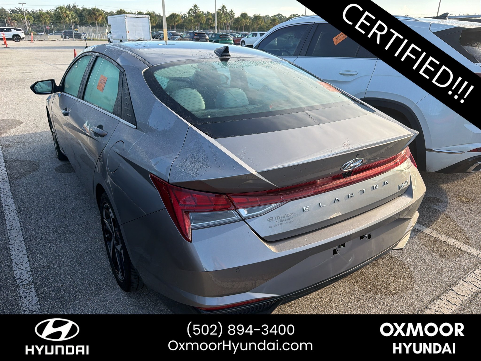 Certified Used 2023 Fluid Metal Hyundai Limited image 4