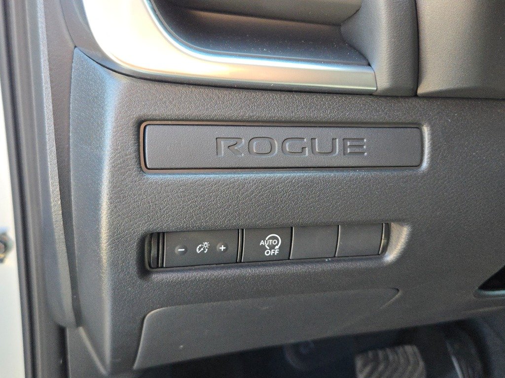 Certified Used 2025 Silver Nissan S image 22