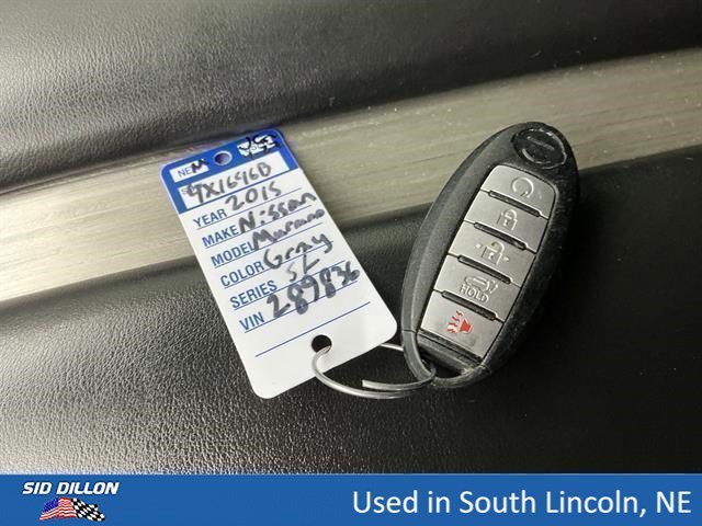 Used 2015 Gun Metallic Nissan SL image 8