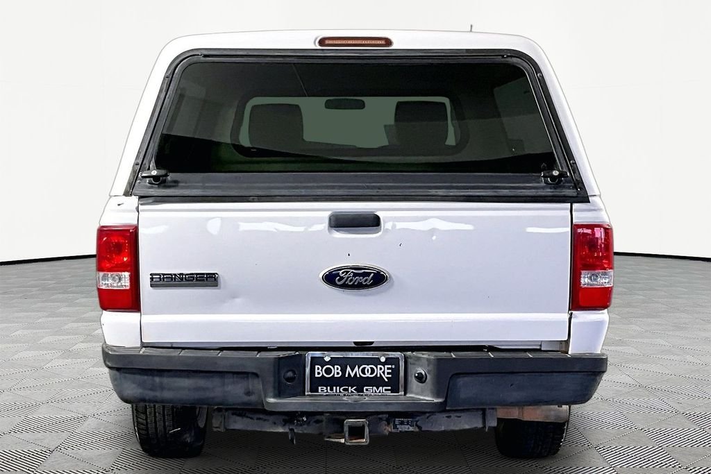 Used 2011 White Ford XL image 5