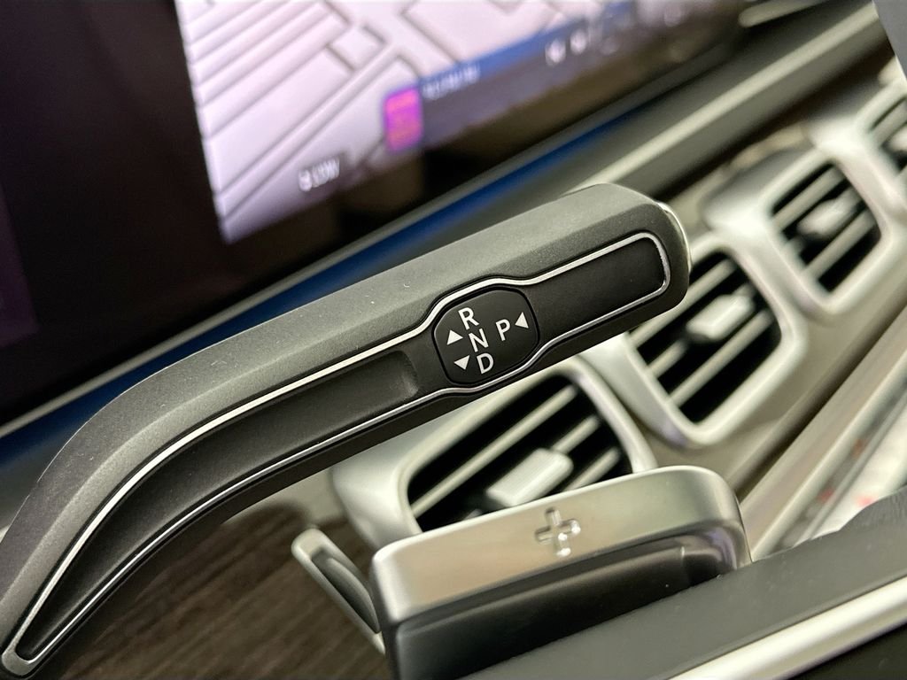 New 2026 Polar White Mercedes-Benz GLS 450 image 17