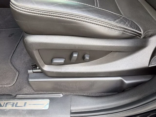 Certified Used 2020 ONYX BLACK GMC Denali image 21
