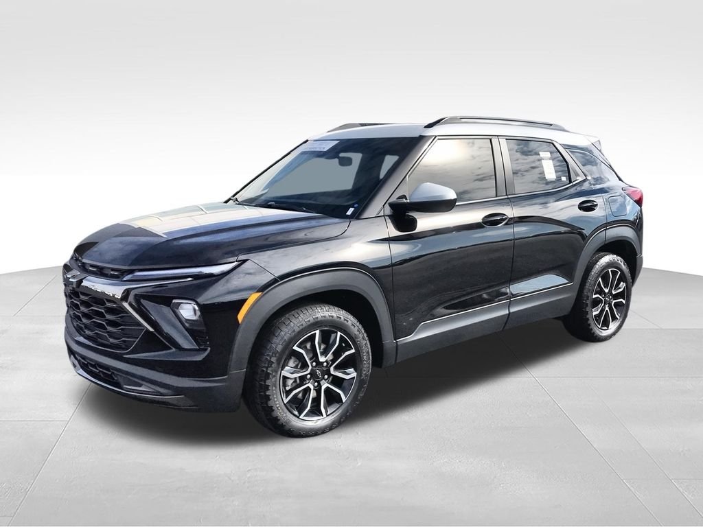 Used 2024 Black Chevrolet ACTIV image 4