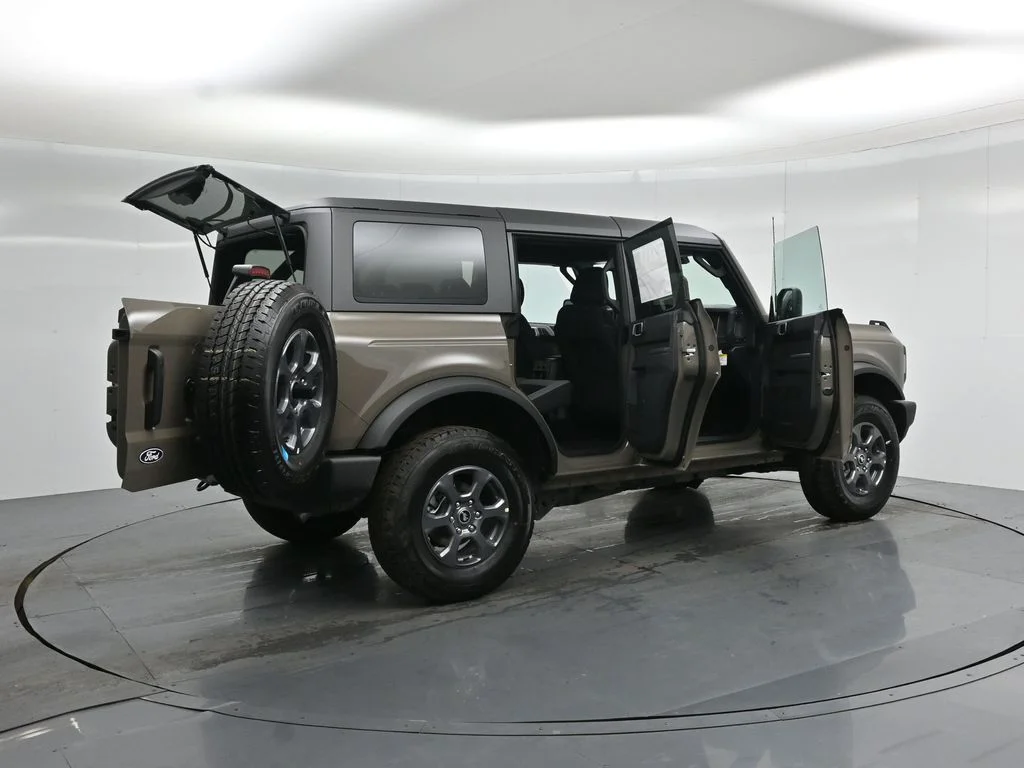 New 2026 Gray Ford Big Bend image 5