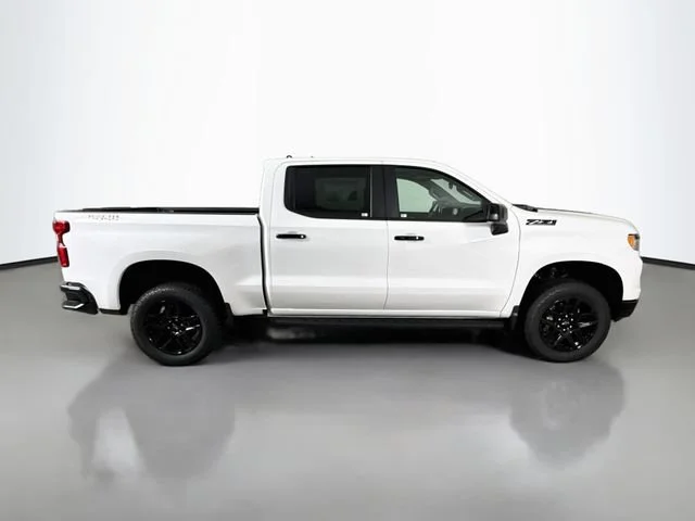 New 2026 Summit White Chevrolet LT Trail Boss image 10