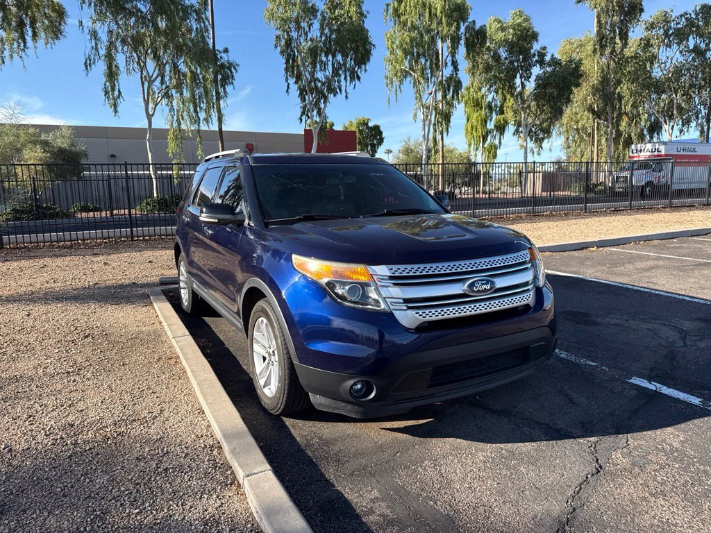 Used 2011 Kona Blue Metallic Ford XLT image 3