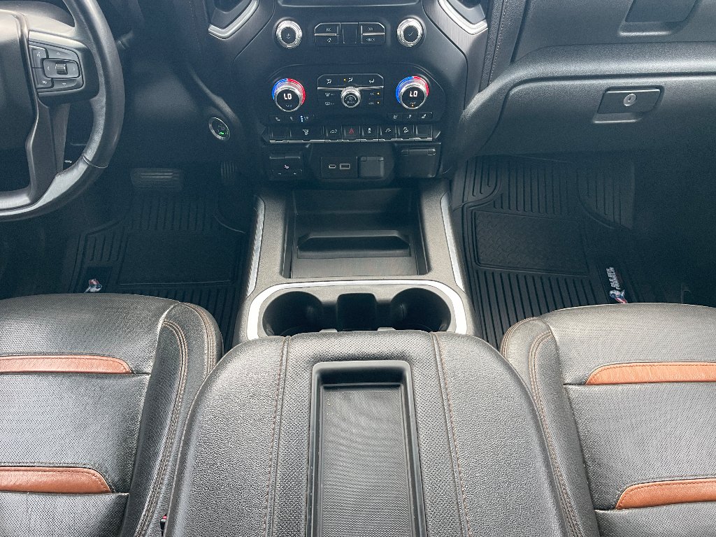 Used 2022 Summit White GMC AT4 image 10