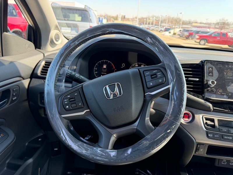 New 2026 Platinum White Pearl Honda RTL image 11