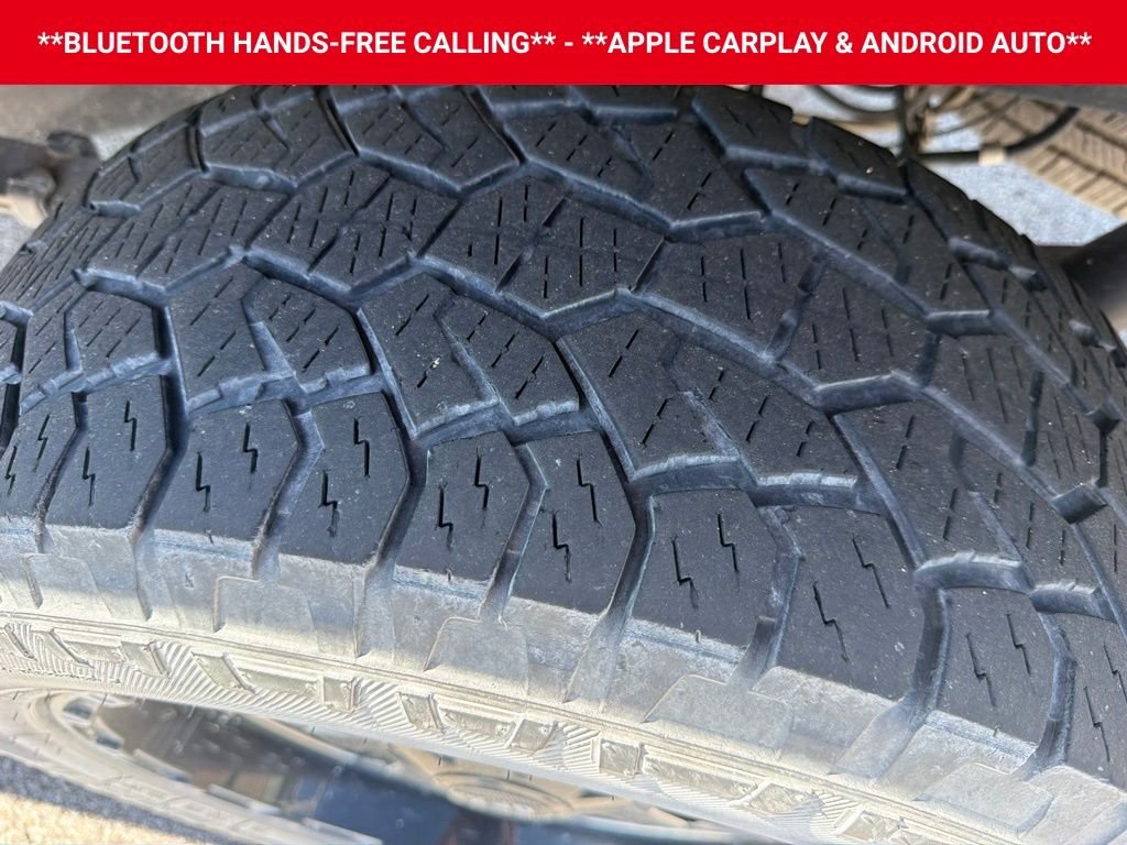 Used 2018 Gray Ford XL image 3