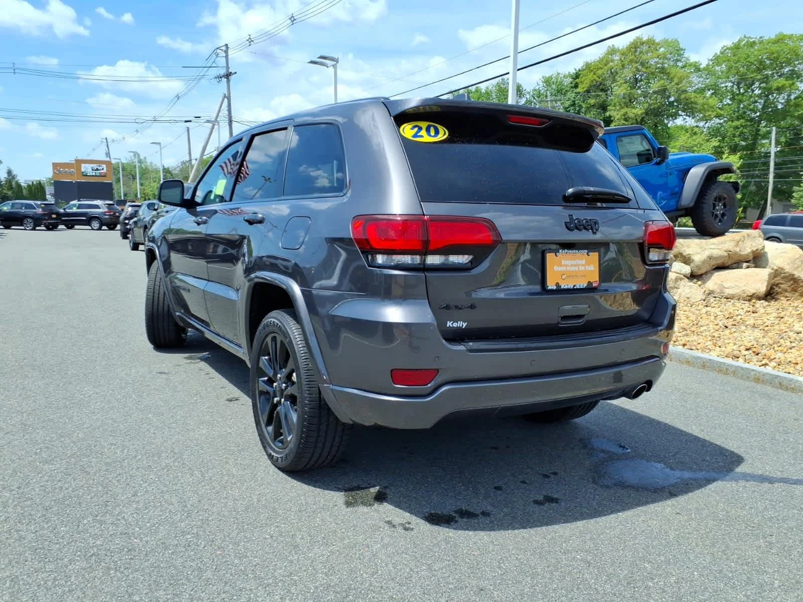 Certified Used 2020 Granite Crystal Met. Clear Coat Jeep Altitude image 11