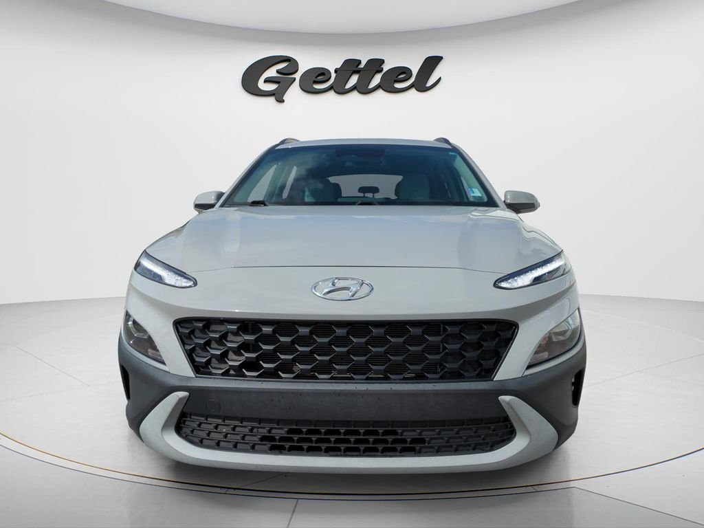 Used 2023 Silver Hyundai SEL image 2