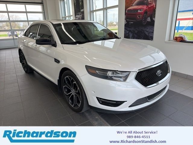 2018 Ford Taurus SHO AWD's photo