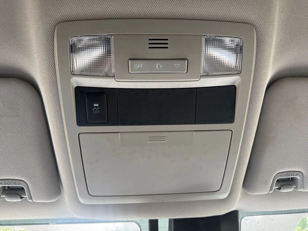 Used 2019 Magnetic Gray Metallic Toyota SR5 image 27