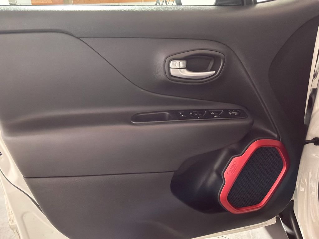 Certified Used 2023 White Jeep Trailhawk image 13