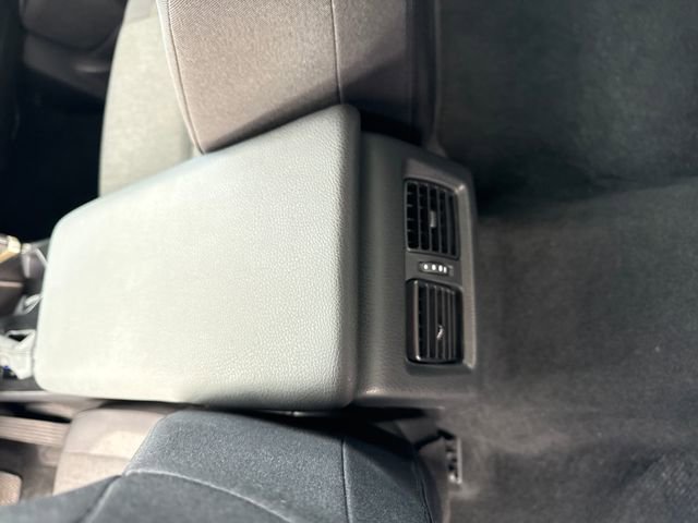 2025 Toyota Camry LE - Photo 25