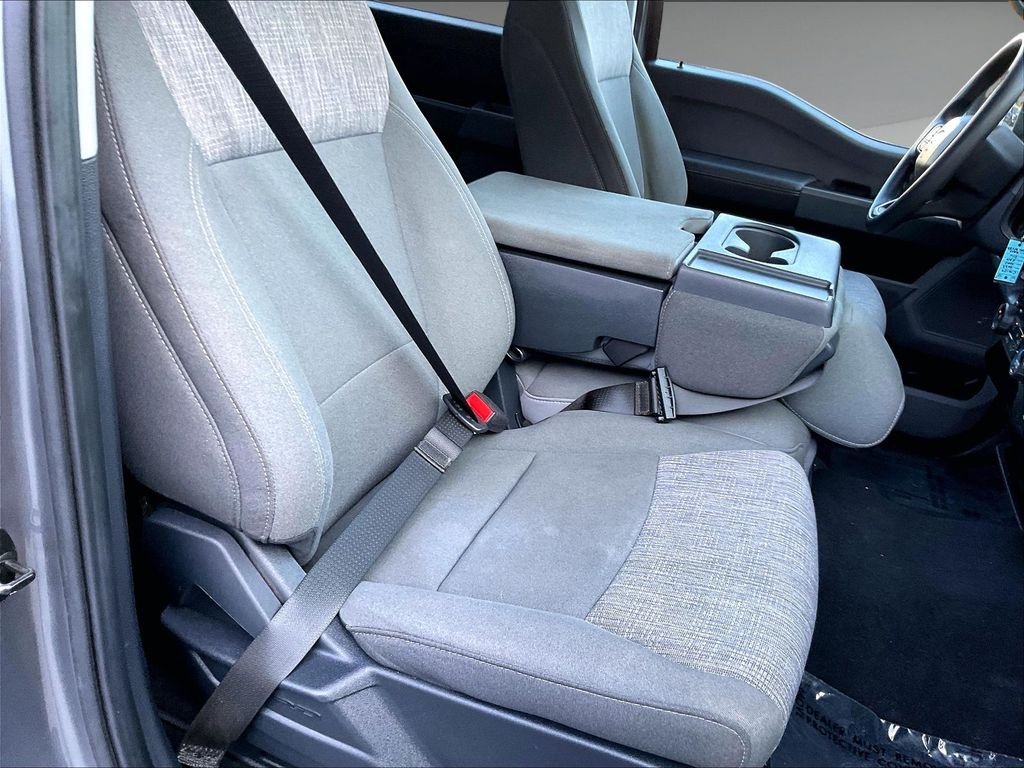 Used 2023 Carbonized Gray Metallic Ford XLT FX4 CrewCab image 11