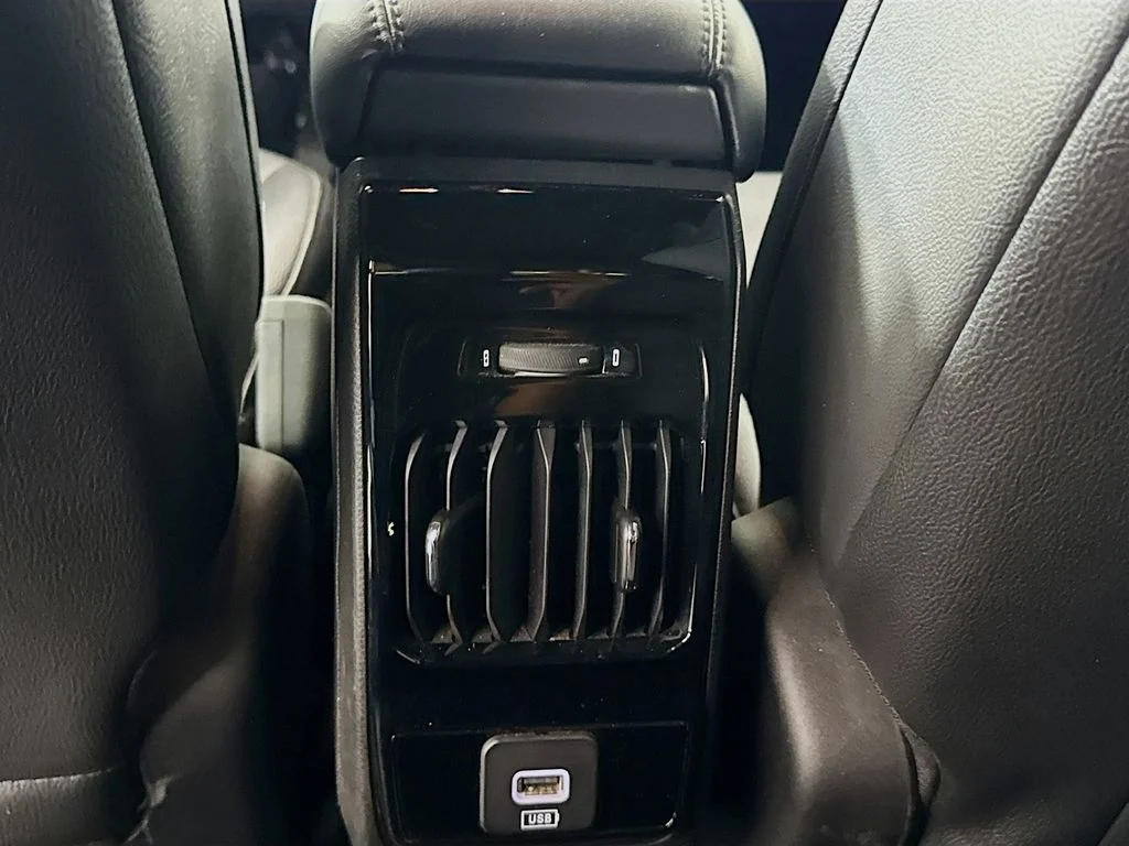 Used 2025 Silver Jeep Limited image 30