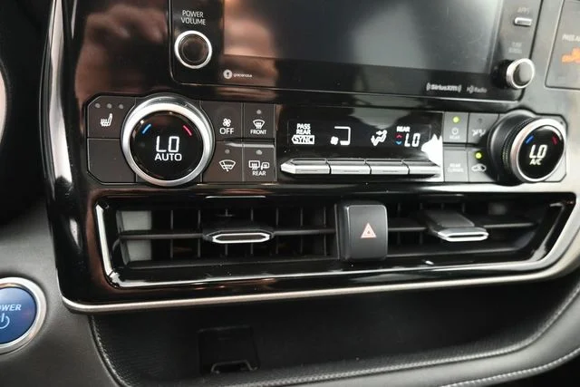 Used 2021 Black Toyota XLE image 38