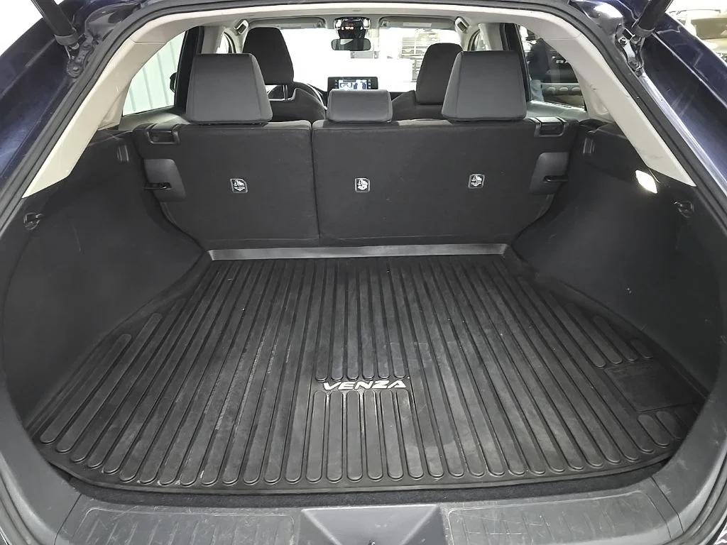 Used 2021 Blue Toyota LE image 11